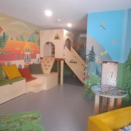 Belle View 104 שצ'קלארסקה פוראובה